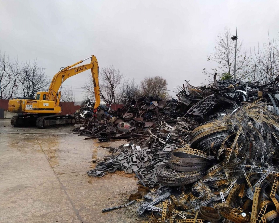 Sakarya hurda demir fiyatları ve hurda alım satımı yapmakta olan firmamız En yakın Hurdacı Sakarya demir hurdası konusunda hizmet vermekte.